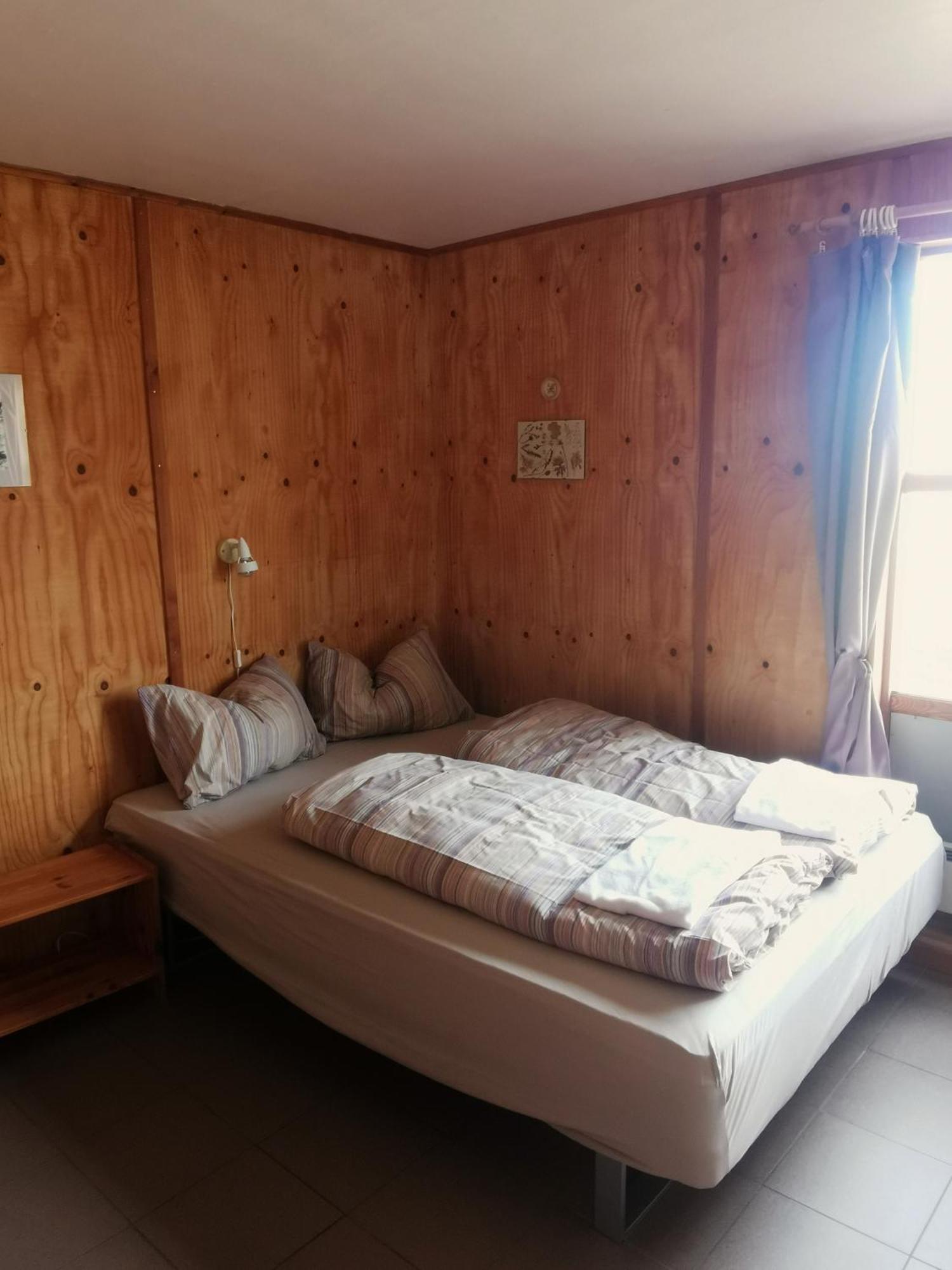 Brekkulaekur Guesthouse Hunathing Vestra Екстер'єр фото