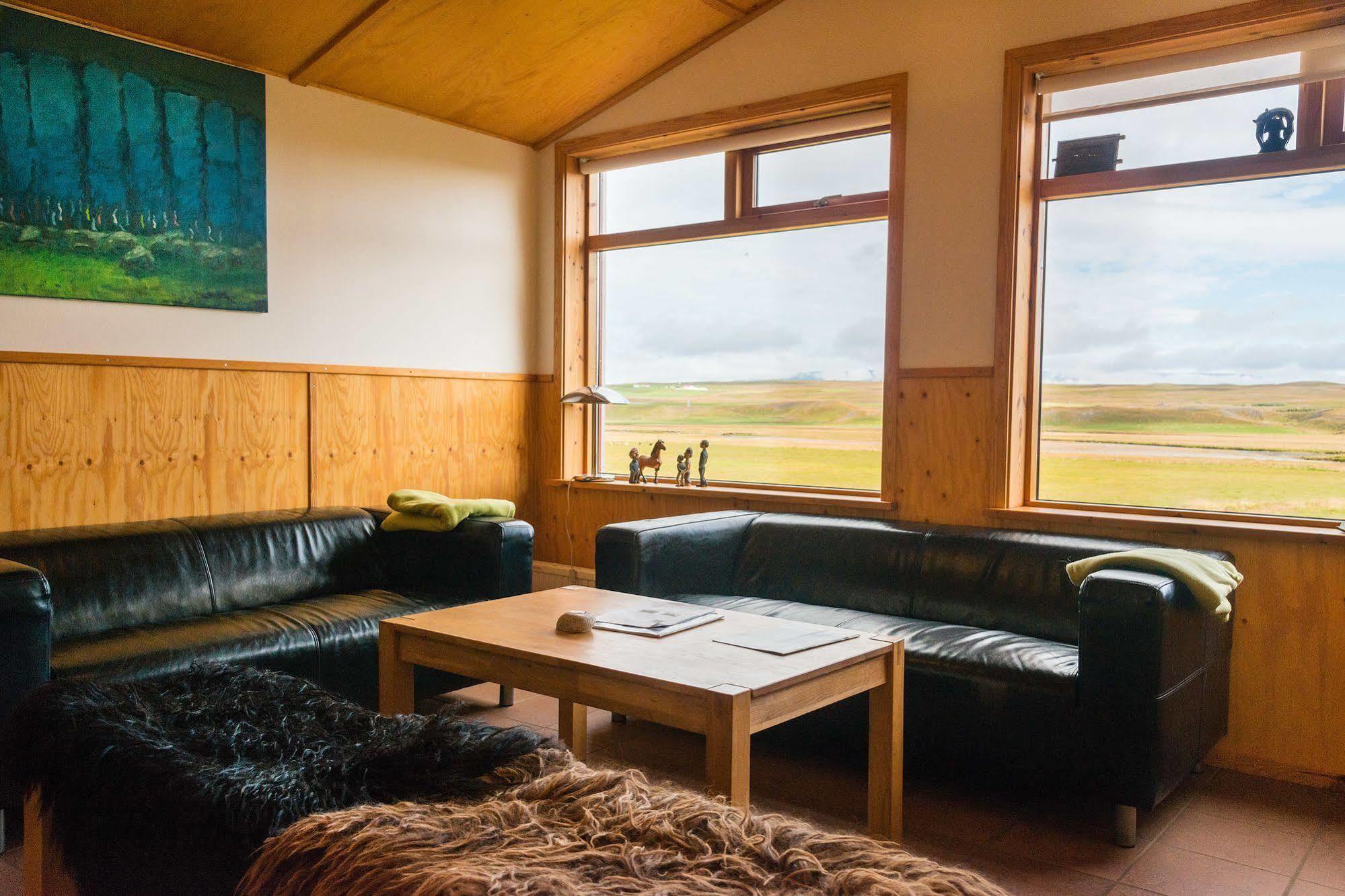 Brekkulaekur Guesthouse Hunathing Vestra Екстер'єр фото
